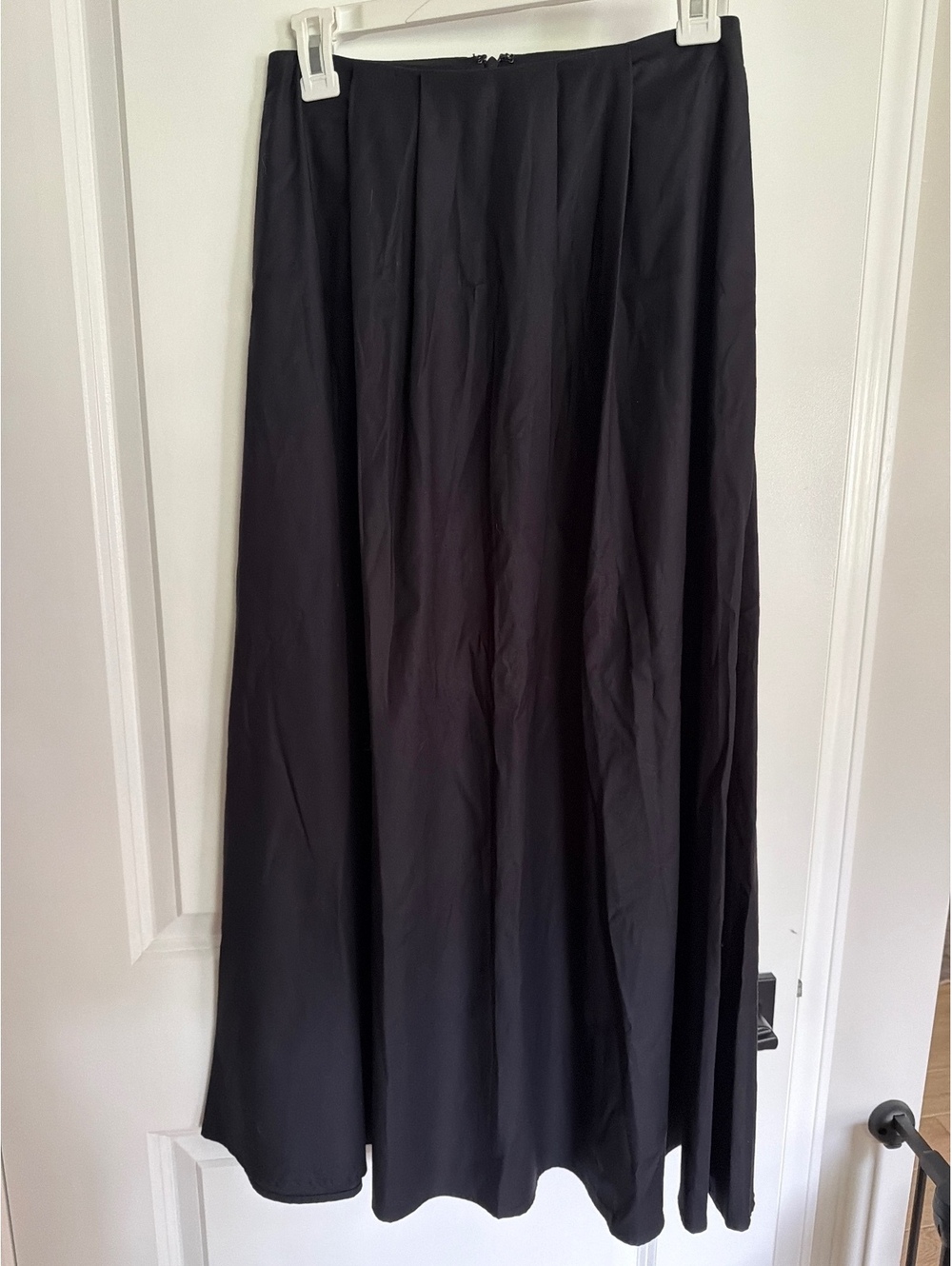 Women’s reformation black maxi skirt academia preppy, Organic cotton size 2P